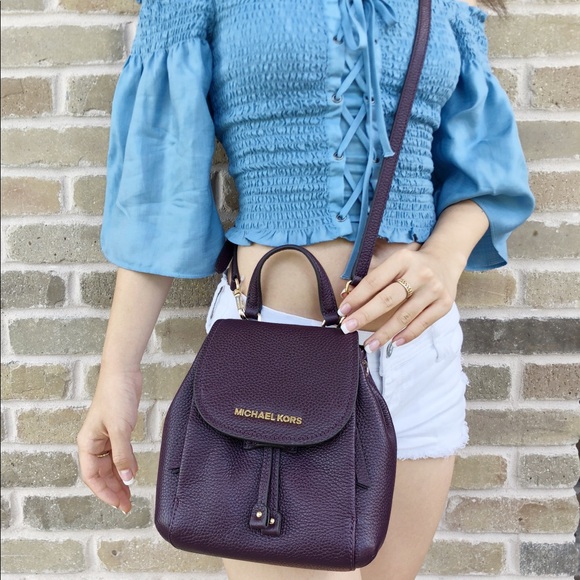 Gaby’sBags👜💕-NWT Michael Kors Crossbody - Picture 8 of 8